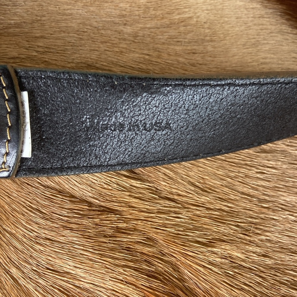 Allen Edmonds black leather belt. Actual size 42 - Picture 4 of 8